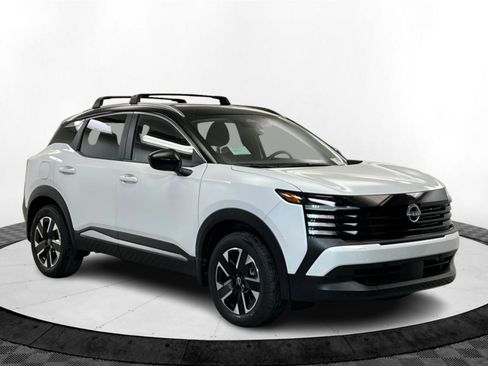 New 2026 Nissan Kicks SV w/ SV Premium Package image 7