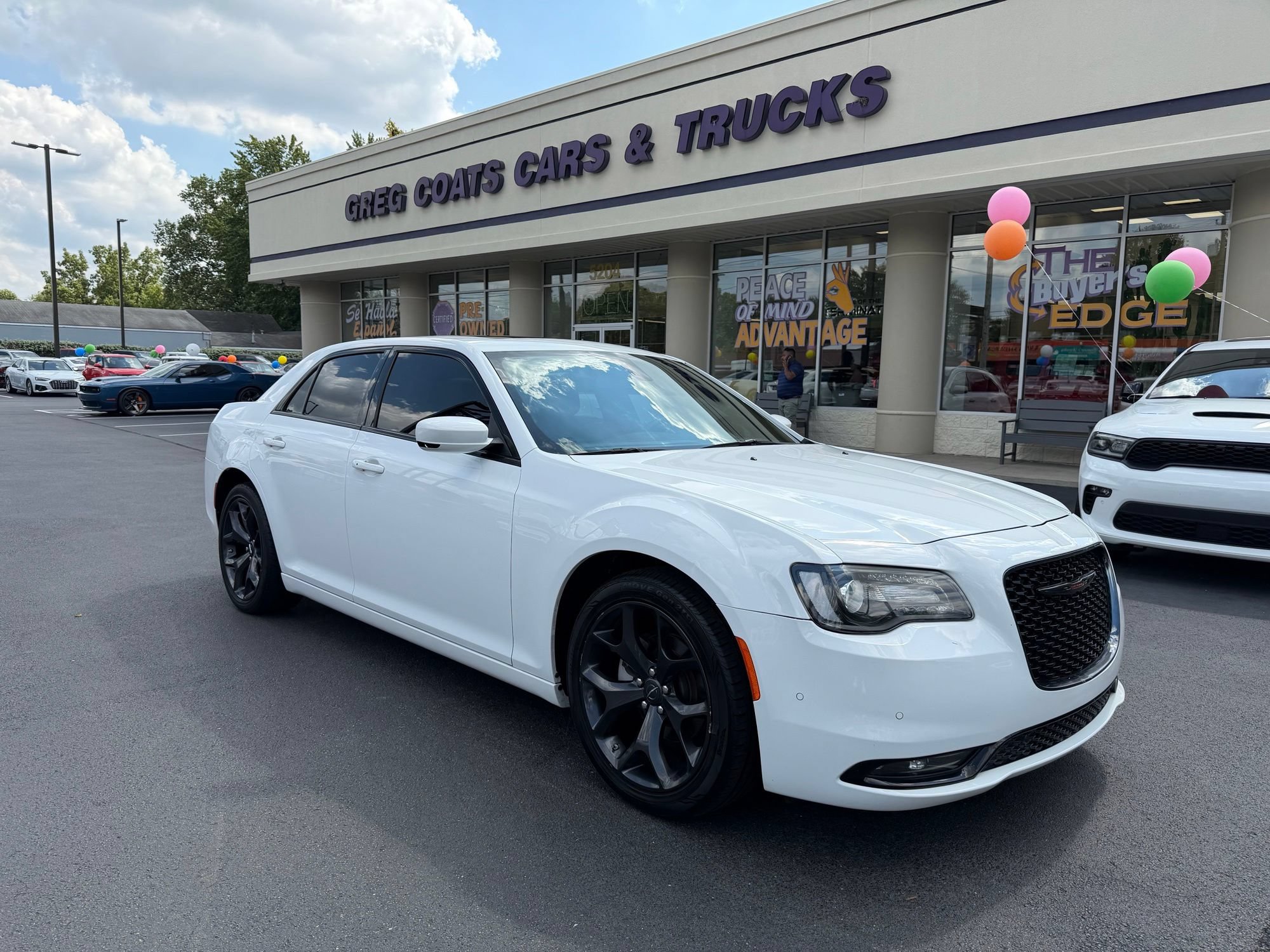 Used 2023 Chrysler 300 S RWD image 1