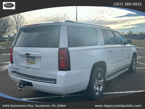 Used 2015 Chevrolet Suburban LTZ image 7
