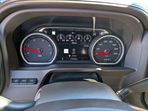 Certified 2022 Chevrolet Silverado 2500 LTZ w/ LTZ Premium Package image 17