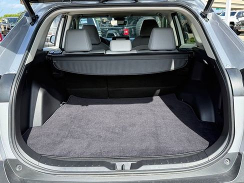 Used 2022 Toyota RAV4 XLE Premium FWD image 29