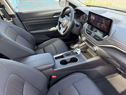 Certified 2025 Nissan Altima 2.5 SV w/ SV Special Edition Package FWD image 26