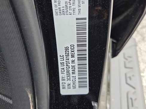 New 2026 RAM 1500 Express AWD/4WD image 6