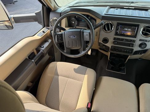 Used 2016 Ford F550 2WD Regular Cab Super Duty image 49