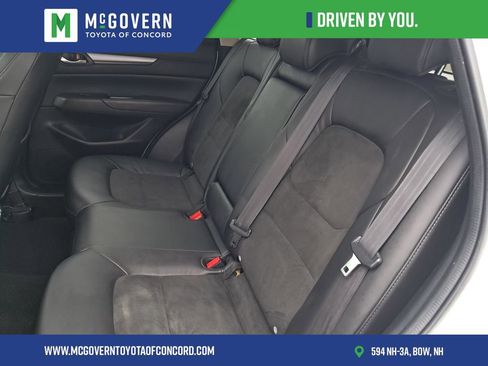 Used 2017 MAZDA CX-5 Touring w/ Preferred Equipment Package image 12