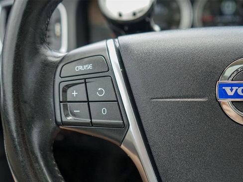 Used 2013 Volvo S60 T5 image 17