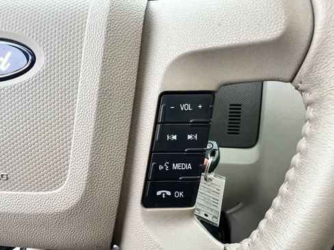 Used 2011 Ford Escape XLT w/ 202A Rapid Spec Order Code image 32