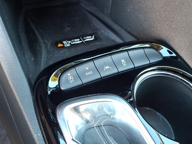 Used 2025 Buick Encore GX Sport Touring w/ Advanced Technology Package AWD/4WD image 25