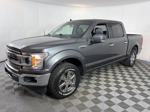Used 2020 Ford F150 XLT w/ Equipment Group 302A Luxury image 2