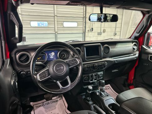 Used 2020 Jeep Gladiator Sport w/ Quick Order Package 24S AWD/4WD image 5