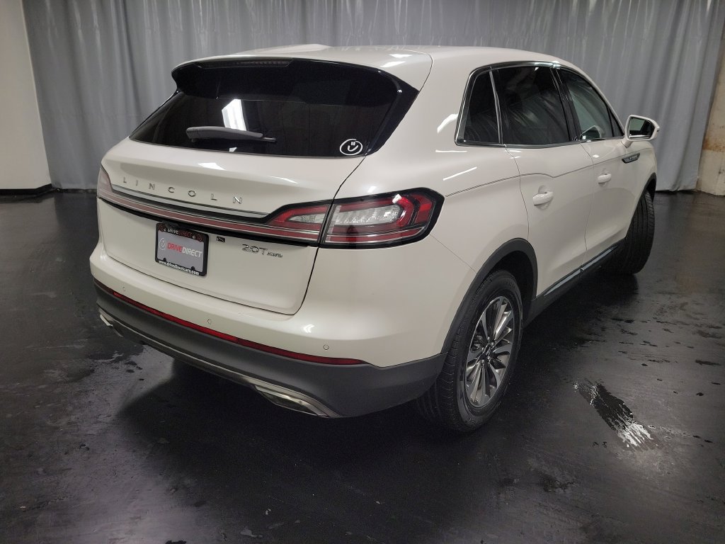 Used 2019 Lincoln Nautilus Select AWD/4WD image 8