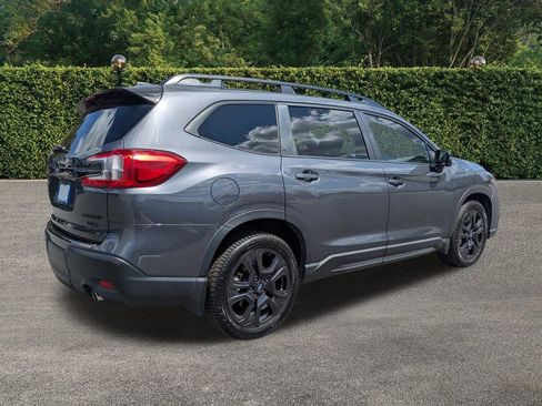Used 2023 Subaru Ascent Onyx Edition Limited image 4