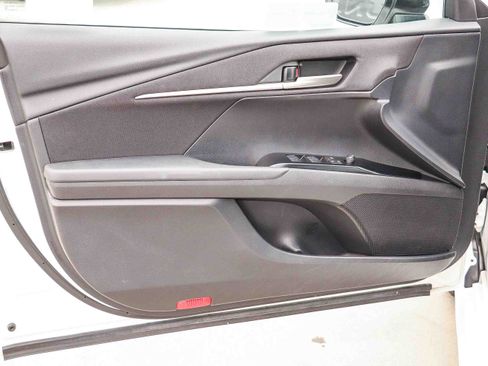 Certified 2025 Toyota Camry SE AWD/4WD image 21