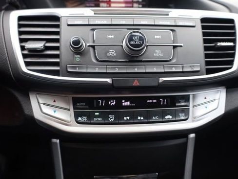 Used 2014 Honda Accord Sport image 28