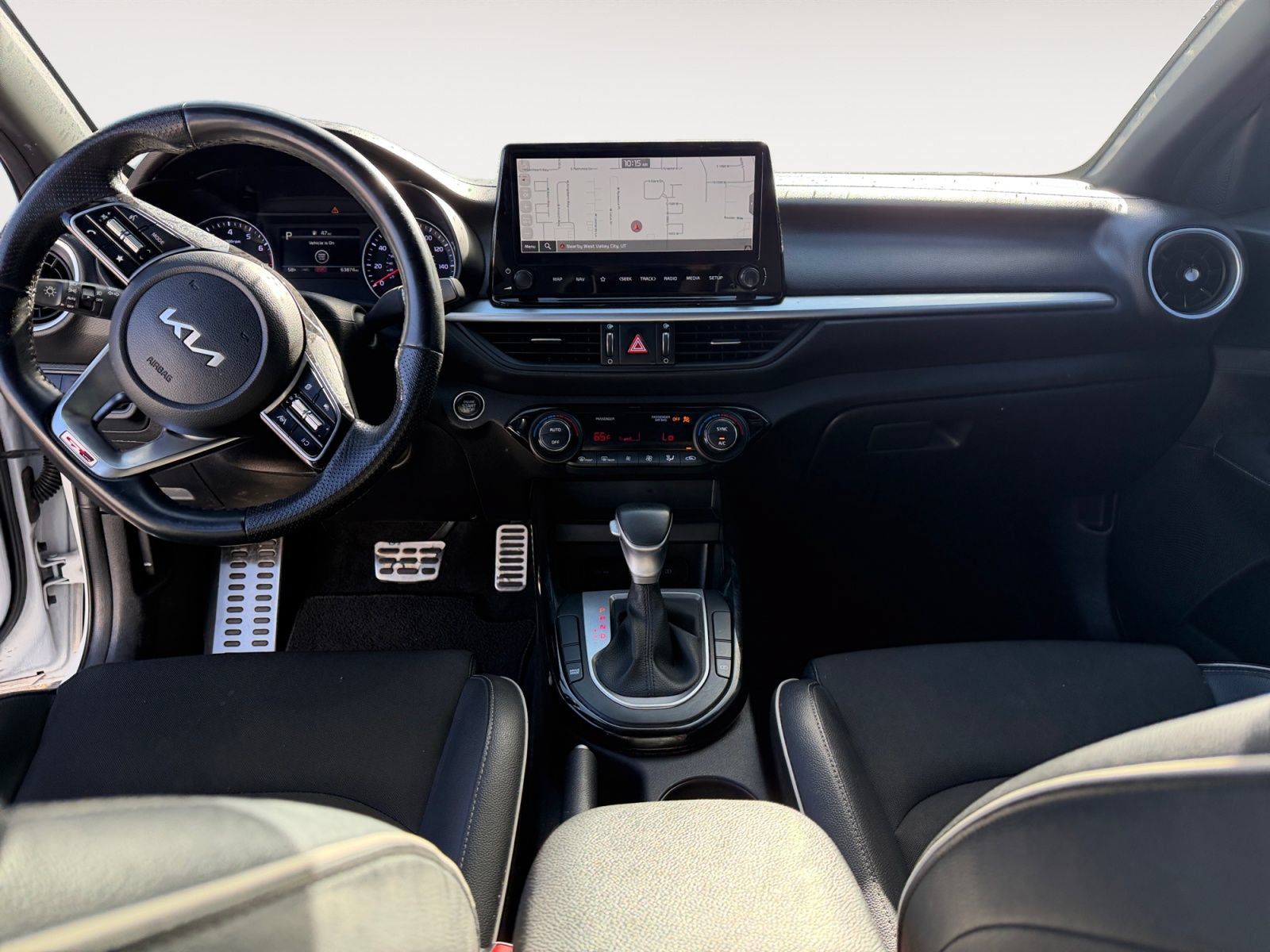 Used 2023 Kia Forte GT-Line FWD image 11