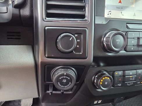 Used 2019 Ford F150 XLT w/ Equipment Group 302A Luxury AWD/4WD image 22