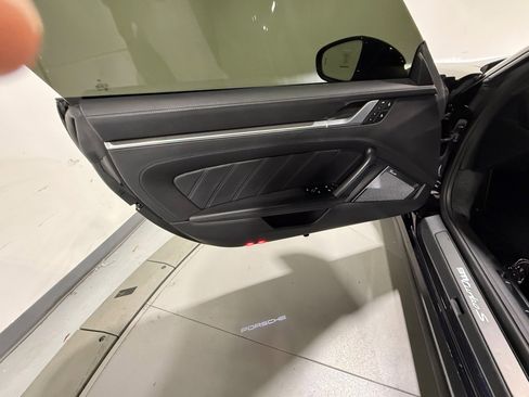Used 2022 Porsche 911 Turbo S image 27