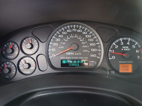 Used 2000 Chevrolet Monte Carlo SS w/ Preferred Equipment Group FWD image 14