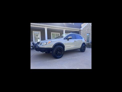 Used 2017 Subaru Crosstrek 2.0i Limited AWD/4WD image 2