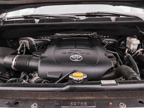 Used 2015 Toyota Tundra Platinum image 18