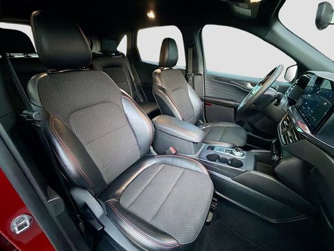 Used 2024 Ford Escape ST-Line w/ Tech Pack #1 FWD image 27