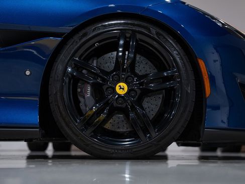 Used 2020 Ferrari Portofino image 16