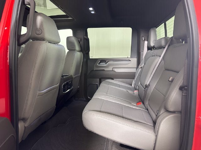 Used 2024 GMC Sierra 2500 SLT w/ SLT Premium Package AWD/4WD image 24