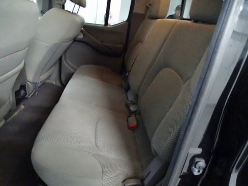 Used 2016 Nissan Frontier SV w/ SV Value Truck Package image 3