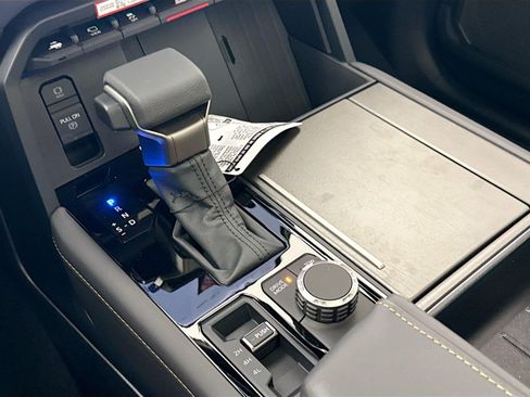 New 2026 Toyota Tundra Capstone AWD/4WD image 30