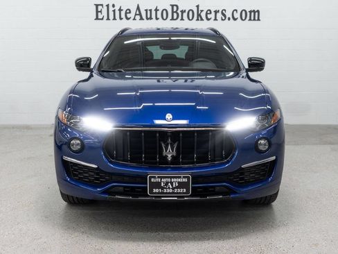Used 2022 Maserati Levante GT AWD/4WD image 3