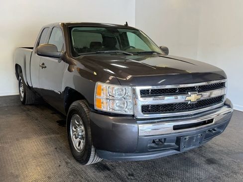 Used 2011 Chevrolet Silverado 1500 LS AWD/4WD image 3