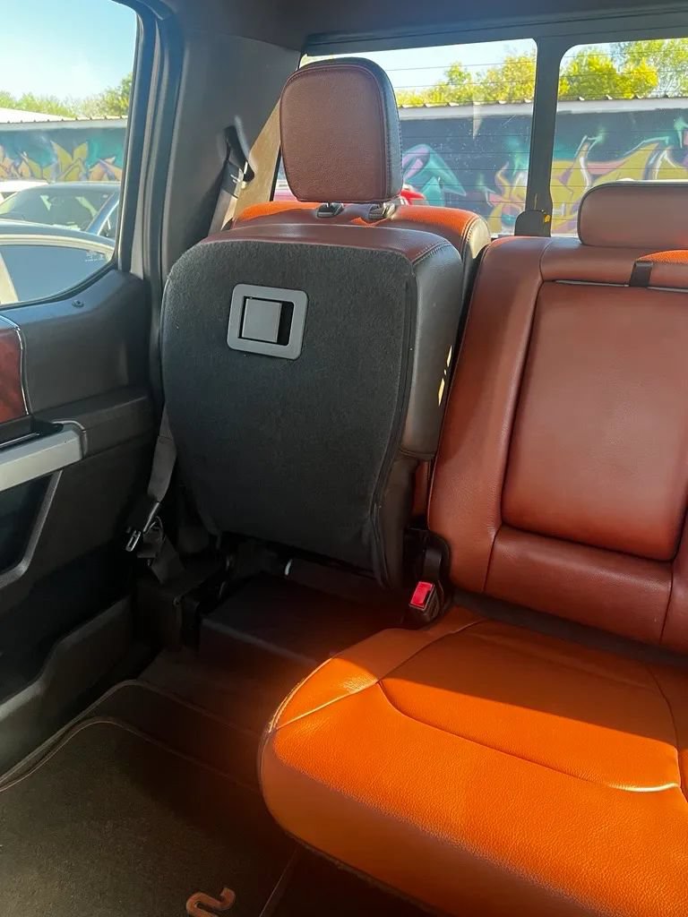 Used 2018 Ford F150 King Ranch w/ Equipment Group 601A Luxury AWD/4WD image 8