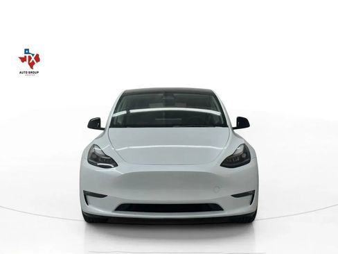 Used 2023 Tesla Model Y Performance image 6