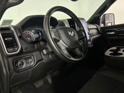 Used 2024 RAM 2500 Big Horn w/ Sport Appearance Package image 22