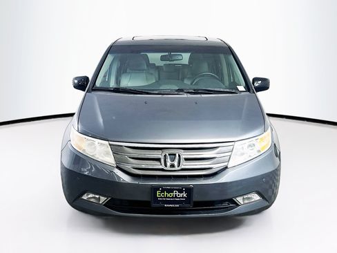 Used 2013 Honda Odyssey Touring image 2