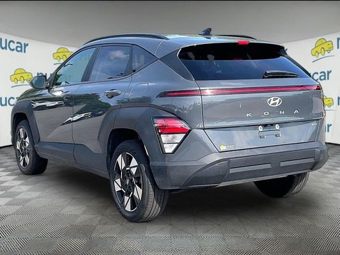 Used 2024 Hyundai Kona SEL AWD/4WD image 4