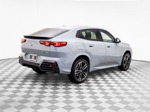 Certified 2025 BMW X2 xDrive28i w/ Premium Package image 5