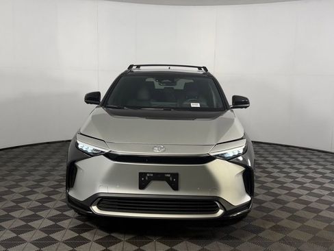 Used 2025 Toyota bZ4X FWD w/ Weather Package image 5