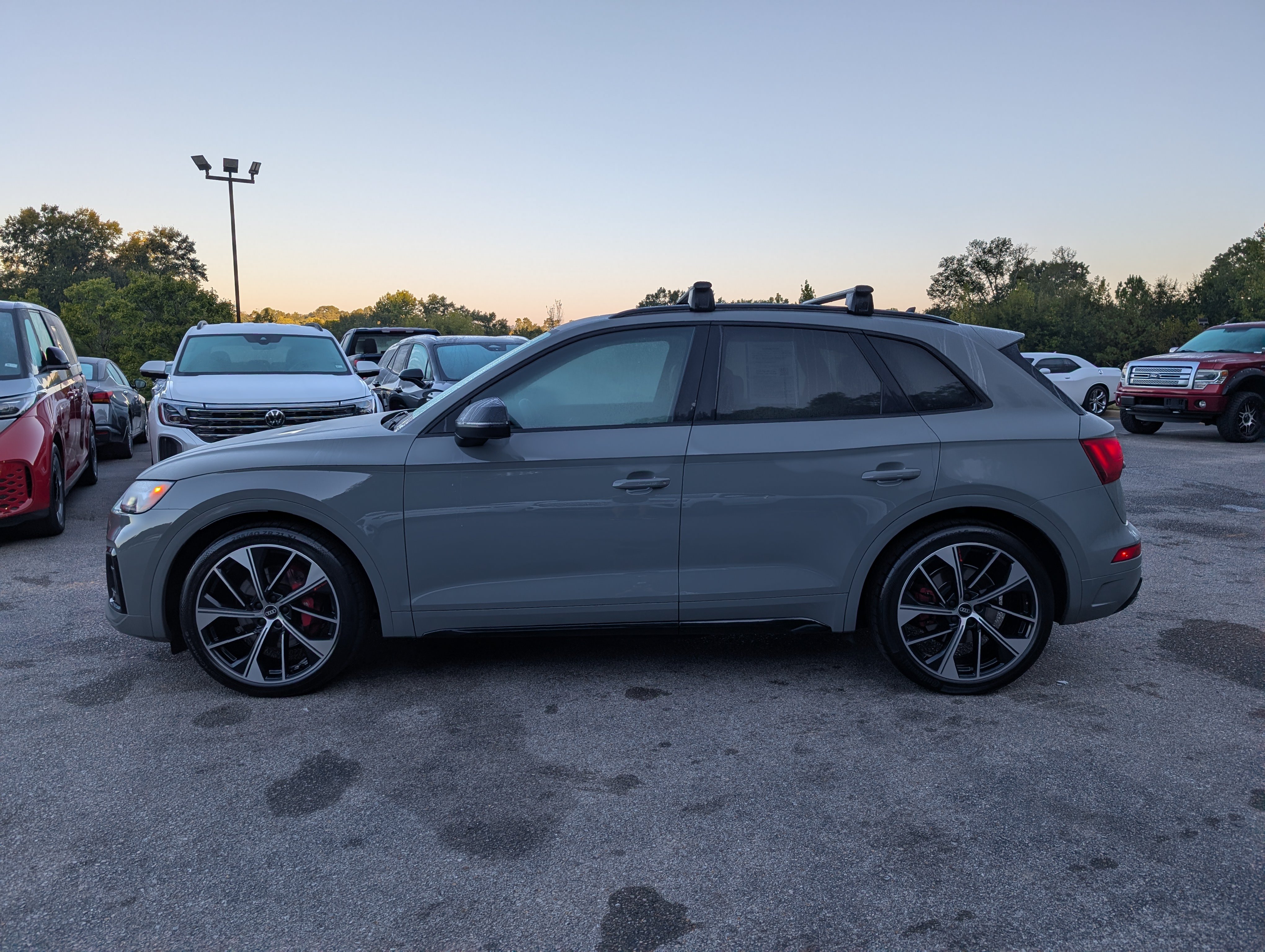 Used 2022 Audi SQ5 Premium Plus w/ Premium Plus Package AWD/4WD image 6