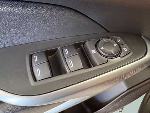 Used 2024 Chevrolet Trax LS w/ LS Convenience Package FWD image 24