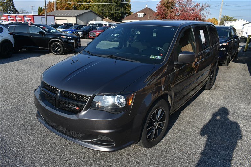 Used 2016 Dodge Grand Caravan SE FWD image 7