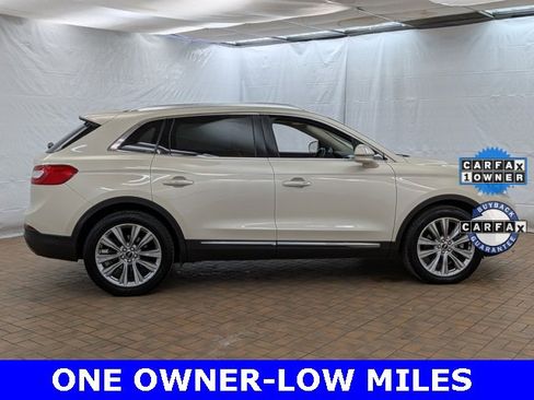 Used 2016 Lincoln MKX Reserve w/ Technology Package image 8