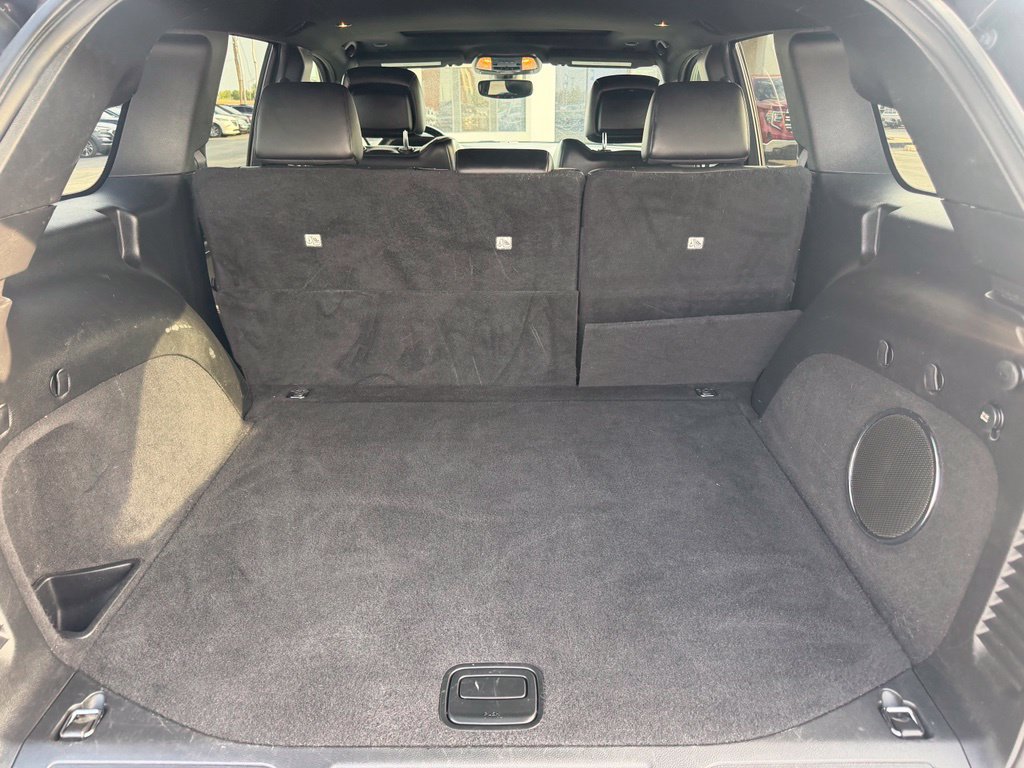 Used 2019 Jeep Grand Cherokee Altitude AWD/4WD image 20