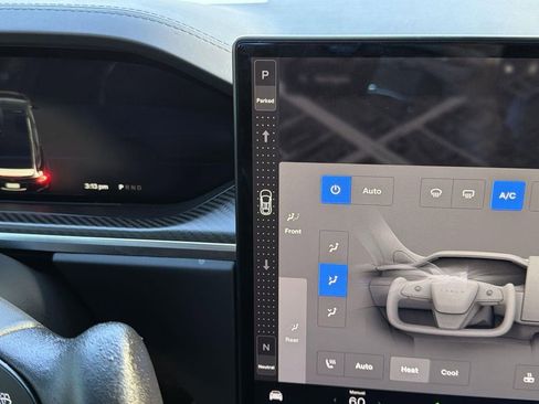 Used 2022 Tesla Model X Plaid image 13