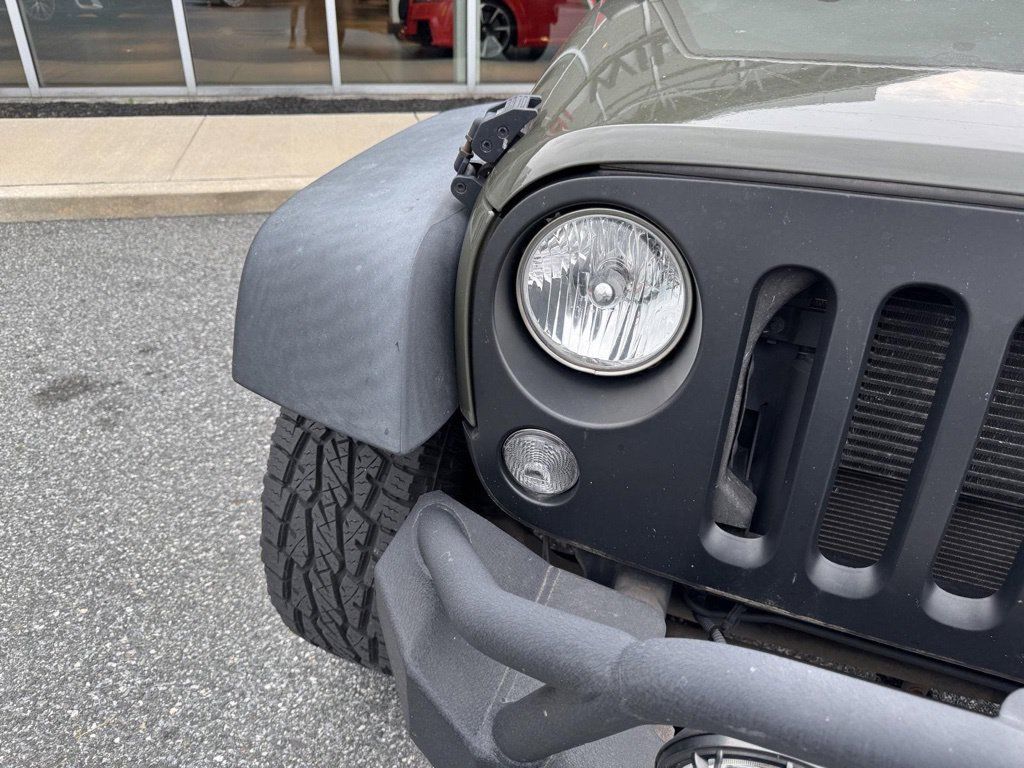 Used 2015 Jeep Wrangler Sport w/ Quick Order Package 24S AWD/4WD image 6