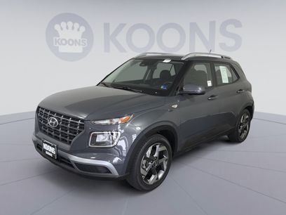 Used 2023 Hyundai Venue SEL