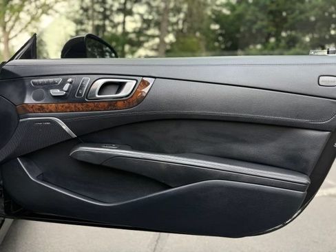 Used 2013 Mercedes-Benz SL 63 AMG image 18