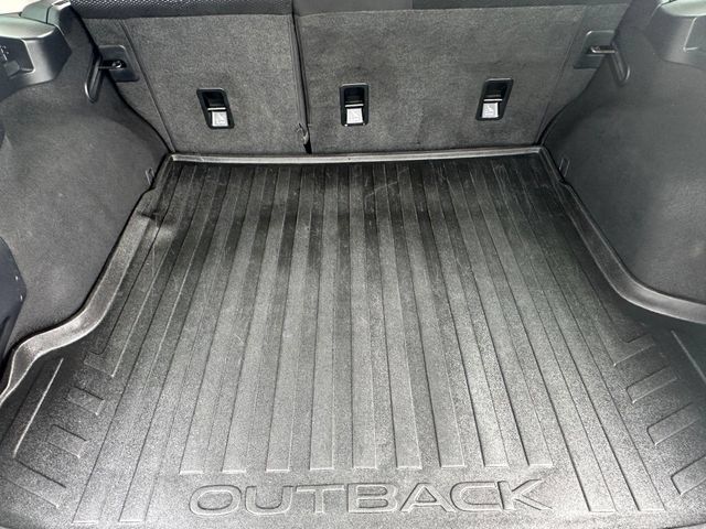 Used 2019 Subaru Outback 2.5i AWD/4WD image 21