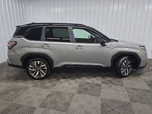 Used 2025 Subaru Forester Touring image 2