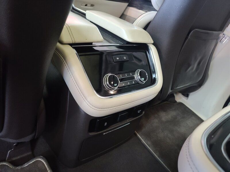 Used 2020 Lincoln Navigator L Black Label AWD/4WD image 19